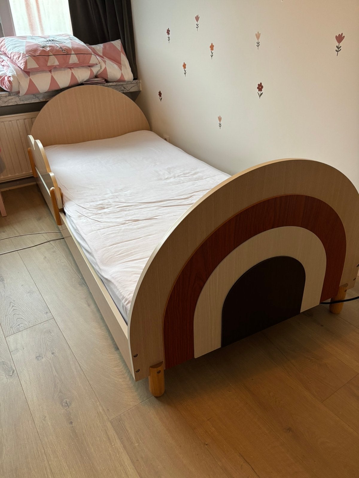 Eenpersoonsbed regenboog, Huis en Inrichting, Ophalen, Gebruikt