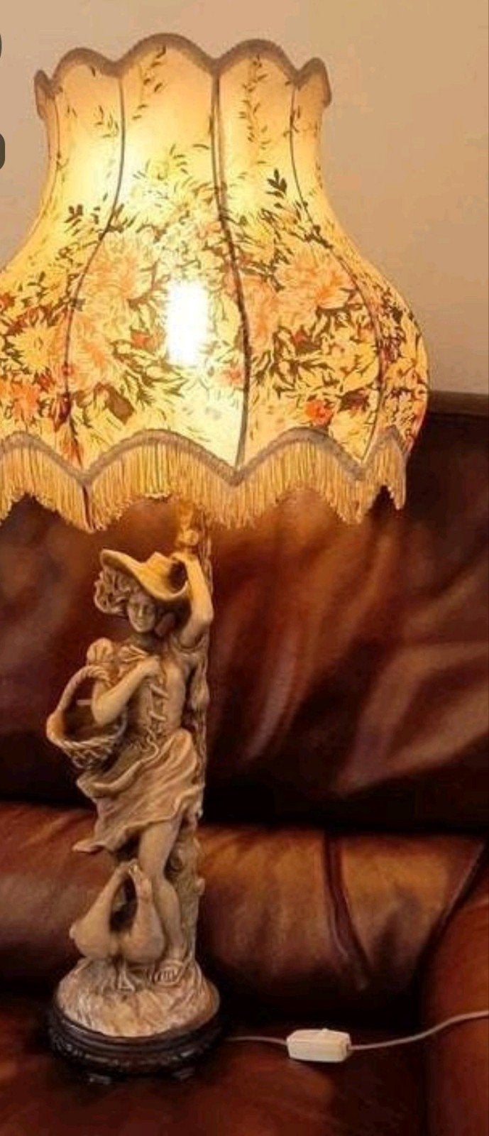 Lampe Art Déco avec dame estampillée de 82 cm de hauteur ave, Enlèvement ou Envoi, Avec abat-jour, Art déco