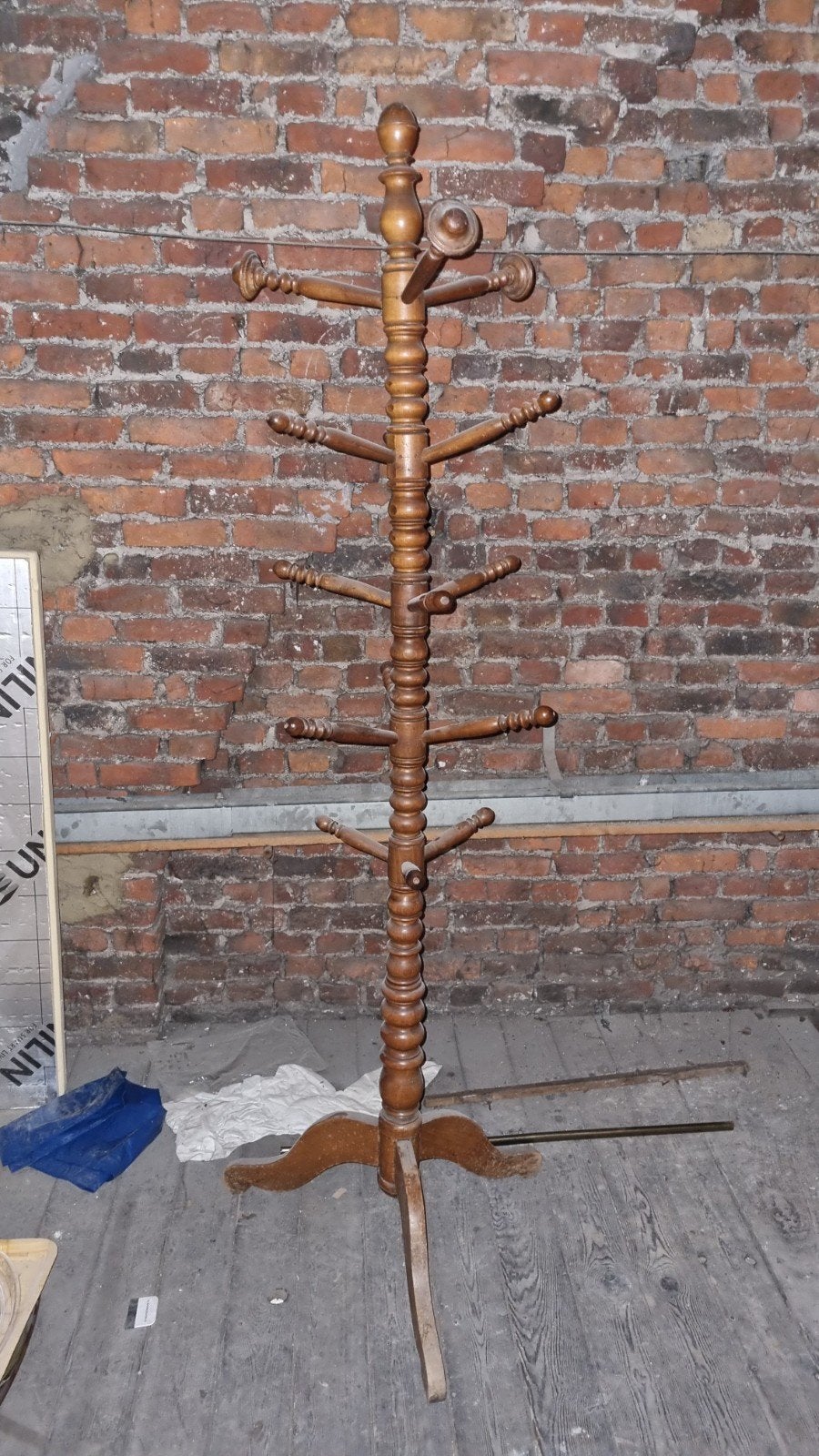 Porte‑manteau ancien en bois massif, Enlèvement