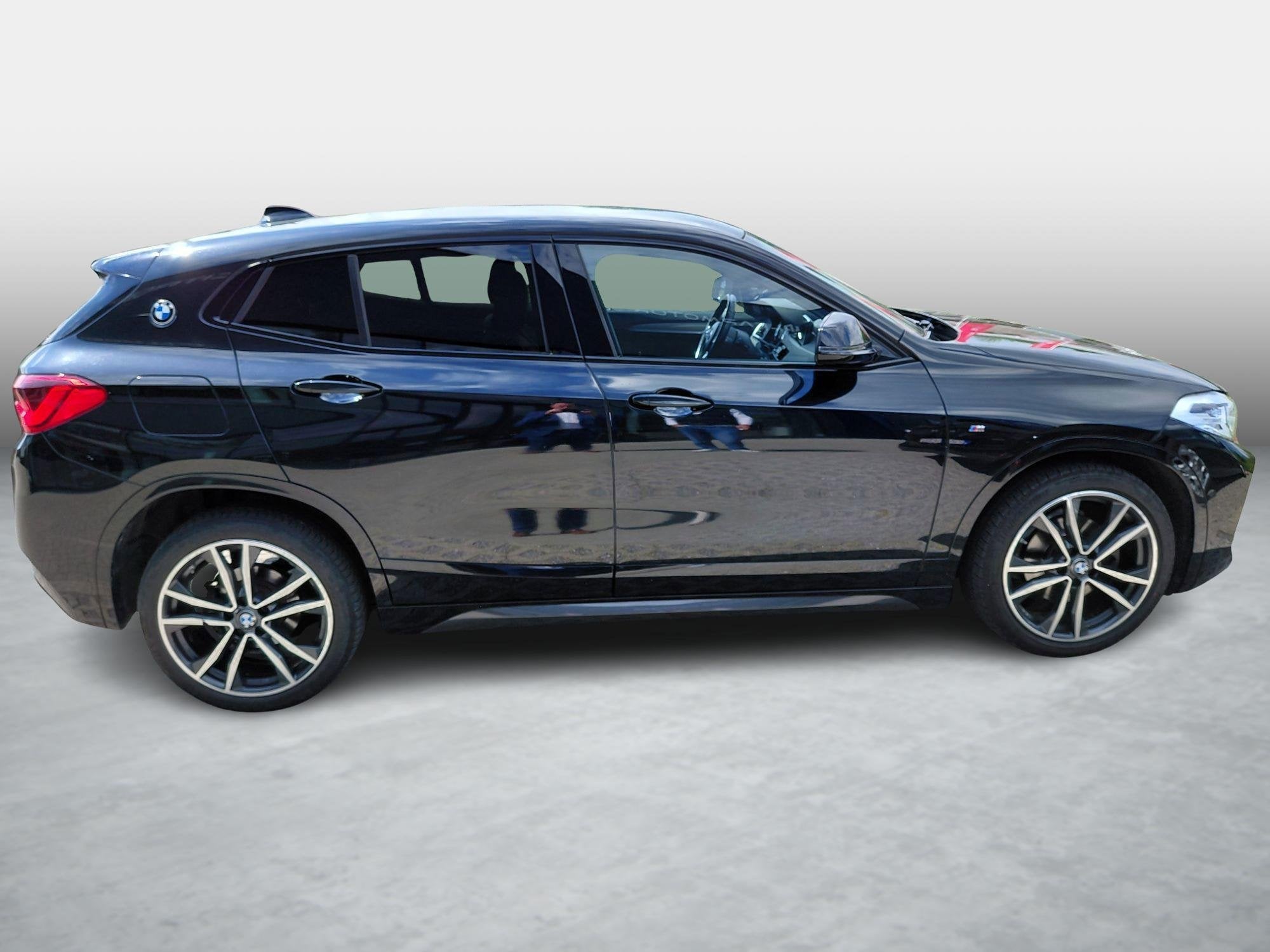 BMW X2 sDrive18i M-Pakket 100kW DCT (automatique), Entreprise, Entretenue par le concessionnaire, Noir, 5 places
