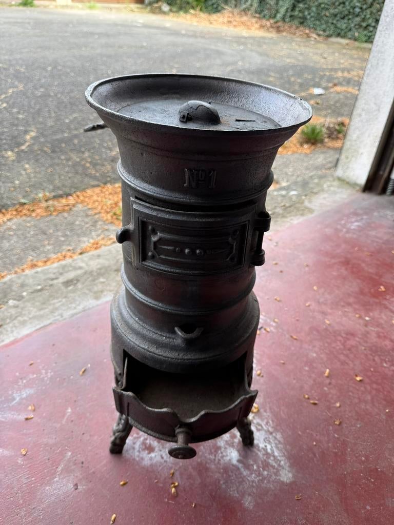 Stoofje, Ophalen, Gebruikt, Vrijstaand, Hout