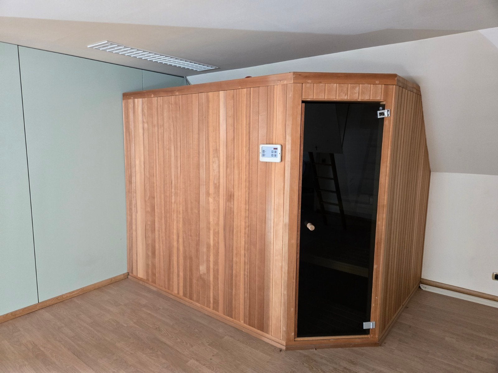 Sauna, Enlèvement