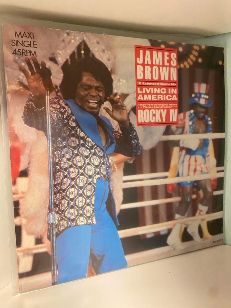 James Brown – Living In America (12" Extended Dance Mix), Envoi, Utilisé