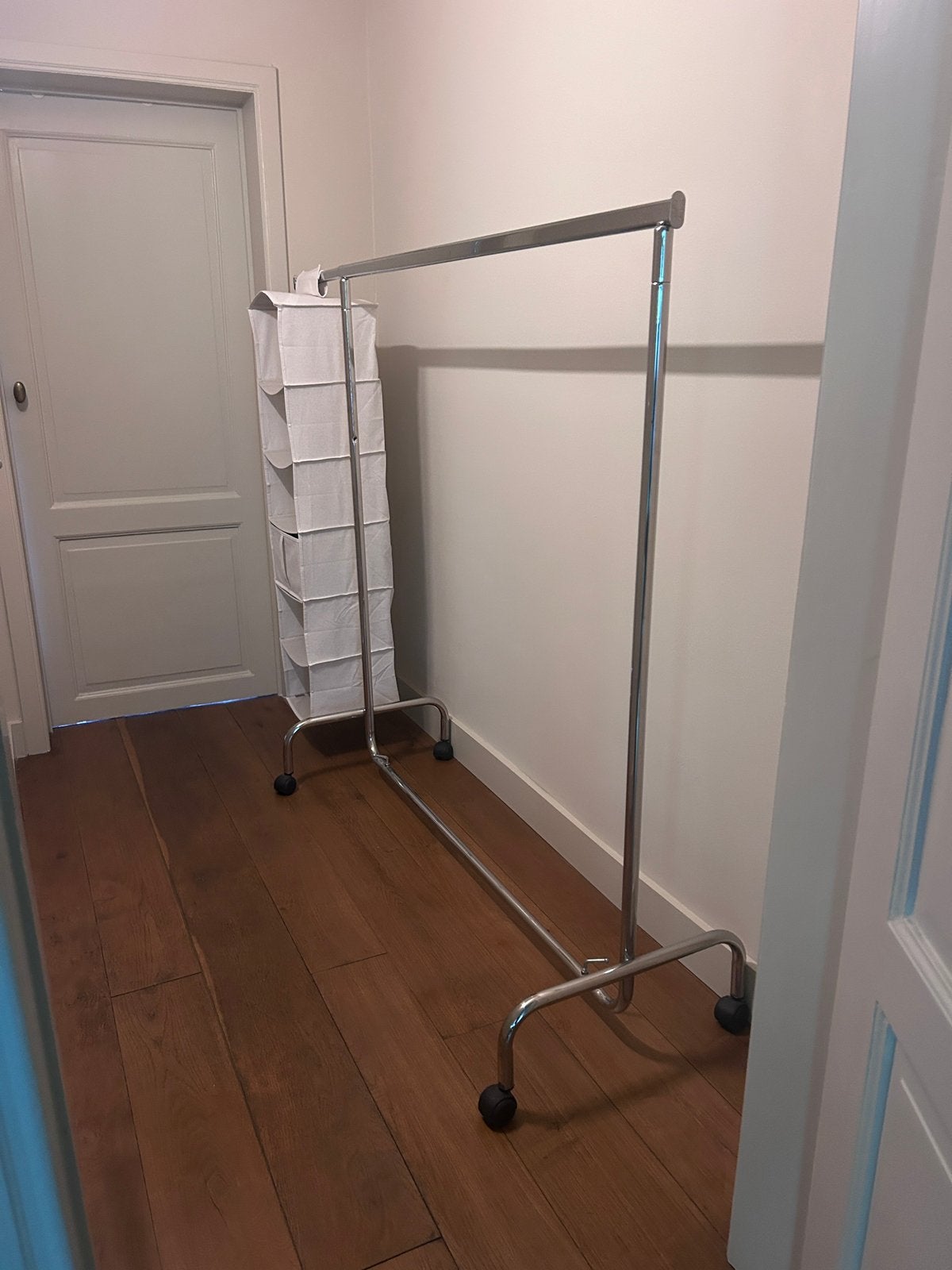 Kledingrek + hanger, Kleding | Dames, Kledingrekken, Ophalen, Zo goed als nieuw