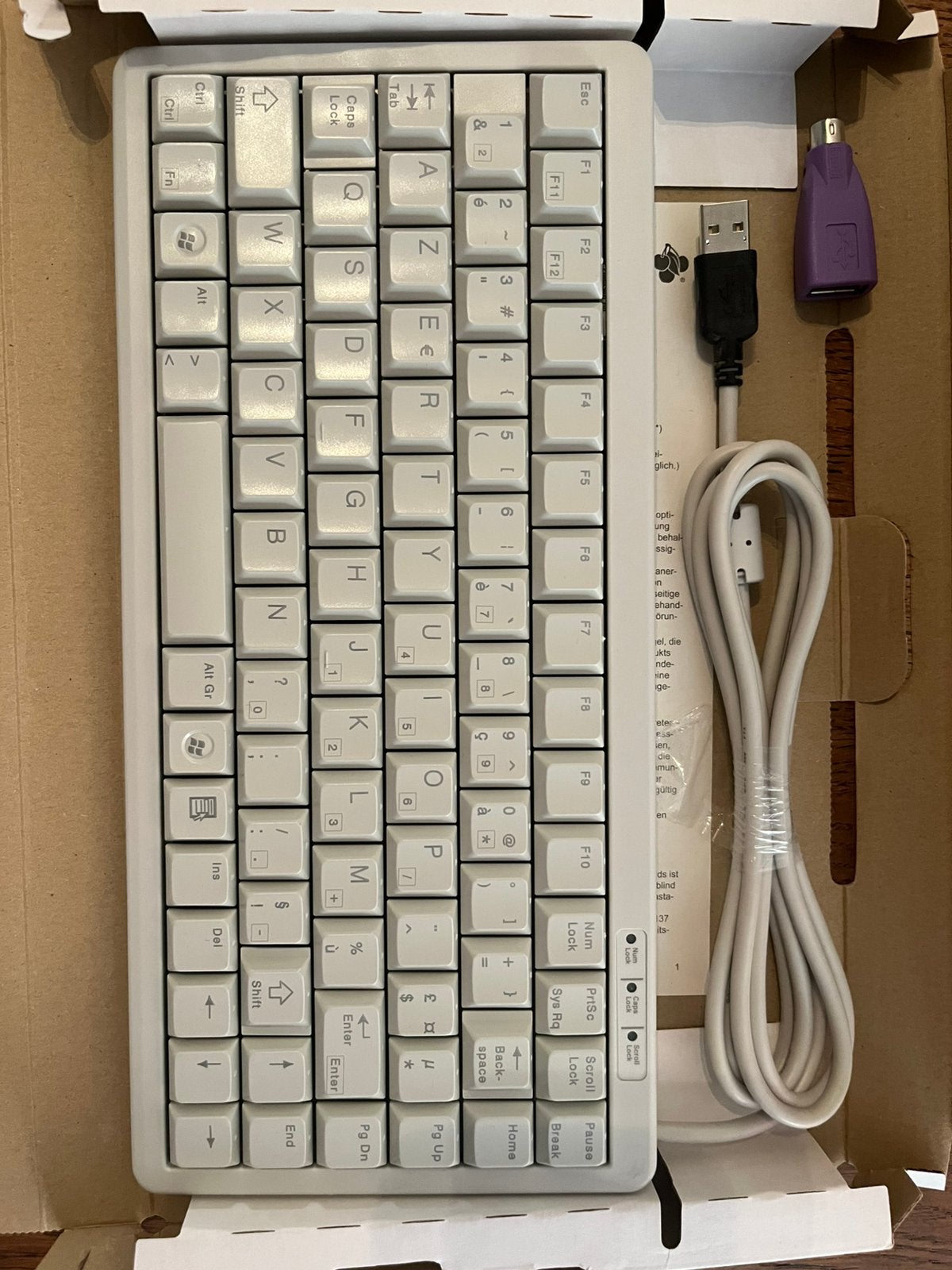 Compact keyboard Azerty CHERRY G84-4100, Ophalen, Bedraad, CHERRY
