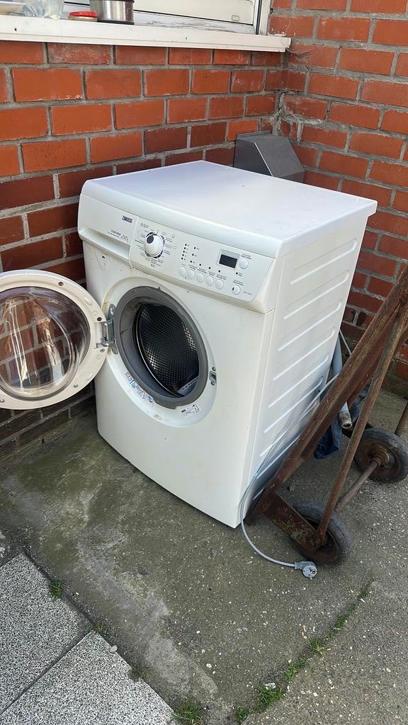 Wasmachine zanussi, Enlèvement, Comme neuf