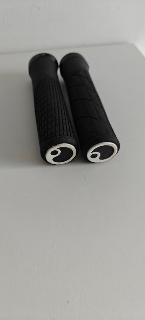 Handvaten mountainbike Ergon ga20, Ophalen