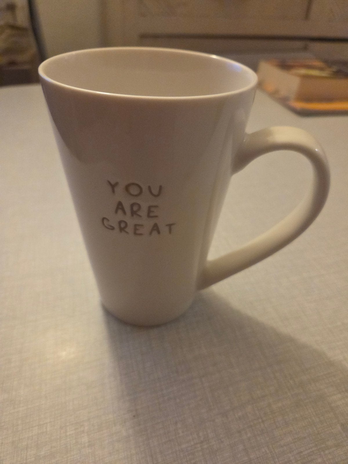 Sac Gusto en faïence neuf., Enlèvement ou Envoi, Neuf, Autres matériaux, Tasse et/ou soucoupe