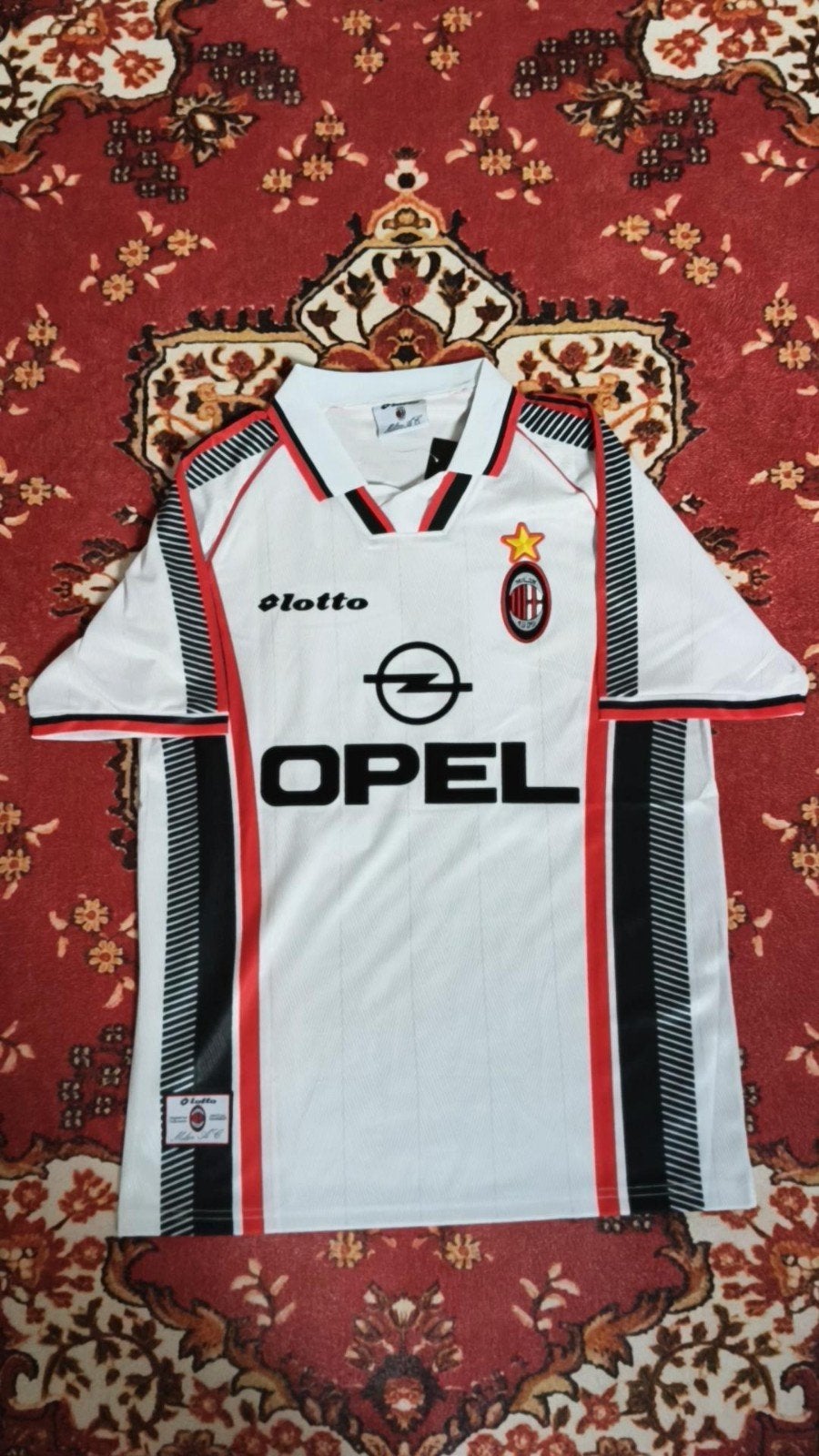 Weah Milan retro jersey, Ophalen of Verzenden, Nieuw, Maat 48/50 (M), Lotto Italiaans merk
