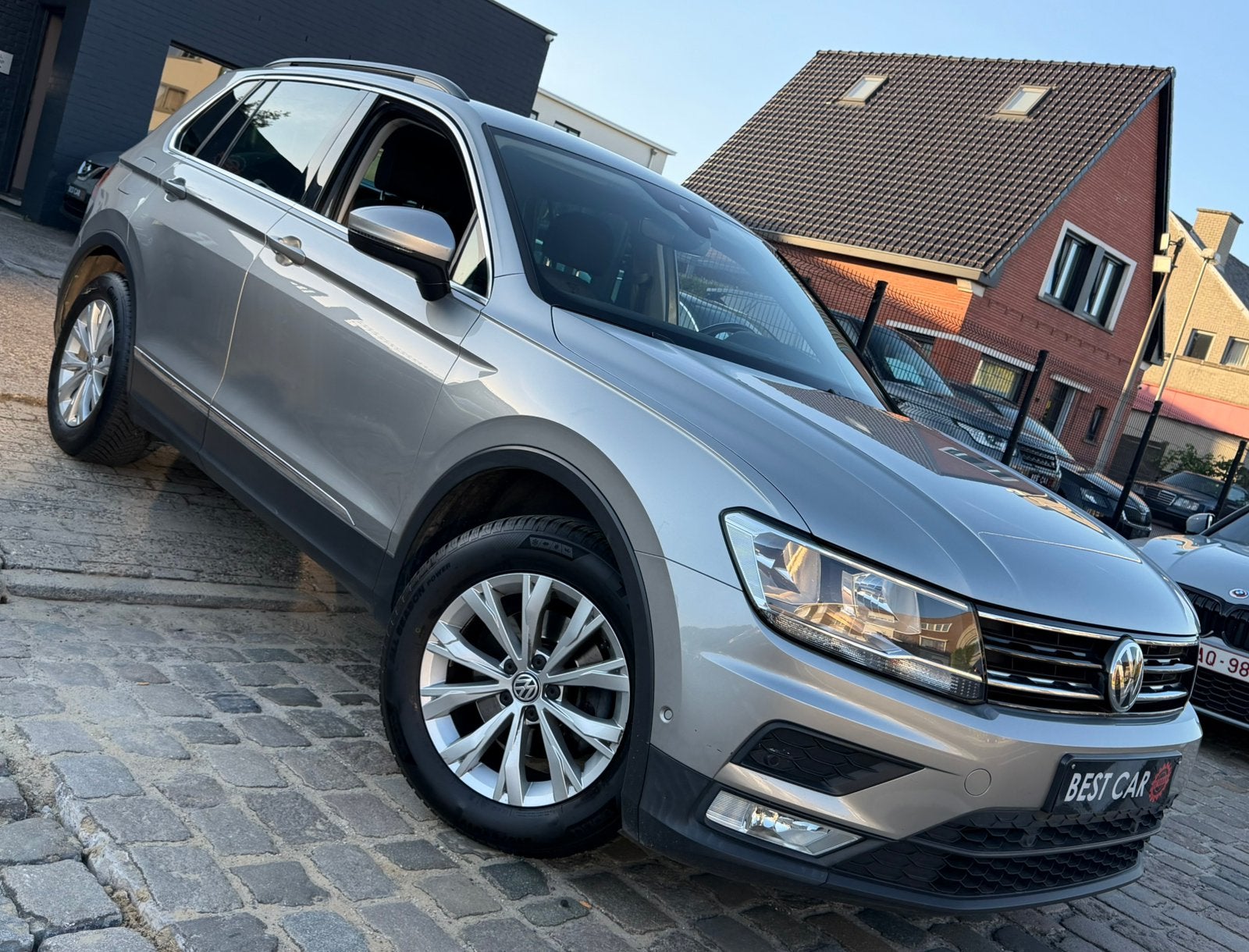 VW Tiguan 1.4TSi * AutoMaat * Garantie, Autos, 1395 cm³, Argent ou Gris, Achat, 1800 kg
