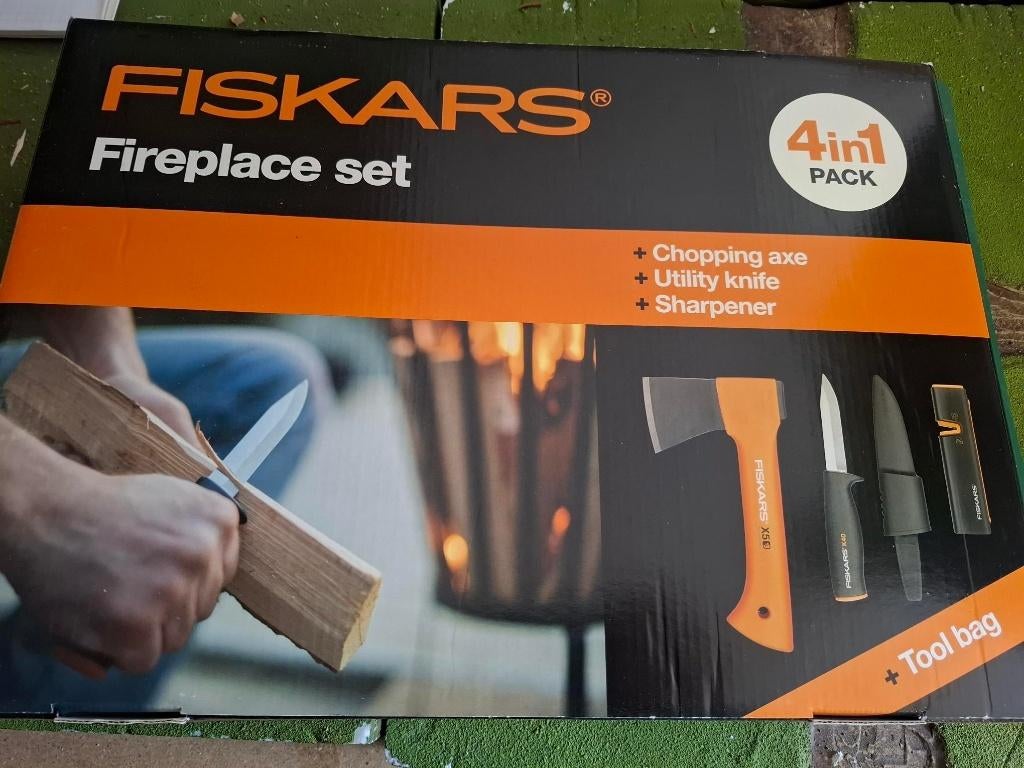 Complete haard-/campingset van FISKARS Nieuw, Tuin en Terras, Hand-tuingereedschap, Nieuw, Overige soorten, Ophalen of Verzenden