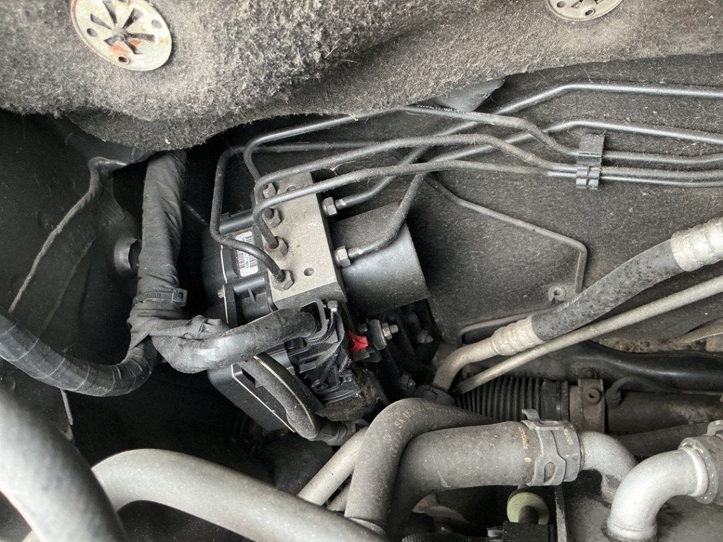 ABS POMP ABS Polo V (6R) (|6R0614517BA|6R0907375BE|), Auto-onderdelen, Gebruikt, Volkswagen, Volkswagen AG, Kundenbetreuung@volkswagen.de