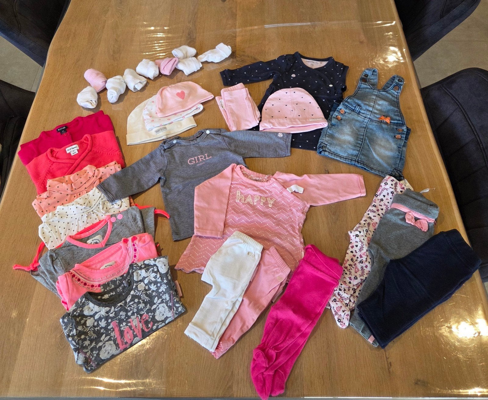 Meisjeskleding maat 50 en 56, 18 stuks, Noppies, Kinderen en Baby's, Kinderkleding | Kinder-kledingpakketten, Ophalen, Zo goed als nieuw