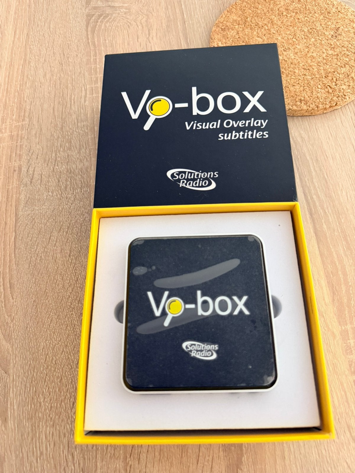 VO-BOX VERGROOT ONDERTITELS VAN TV, Ophalen, Zo goed als nieuw