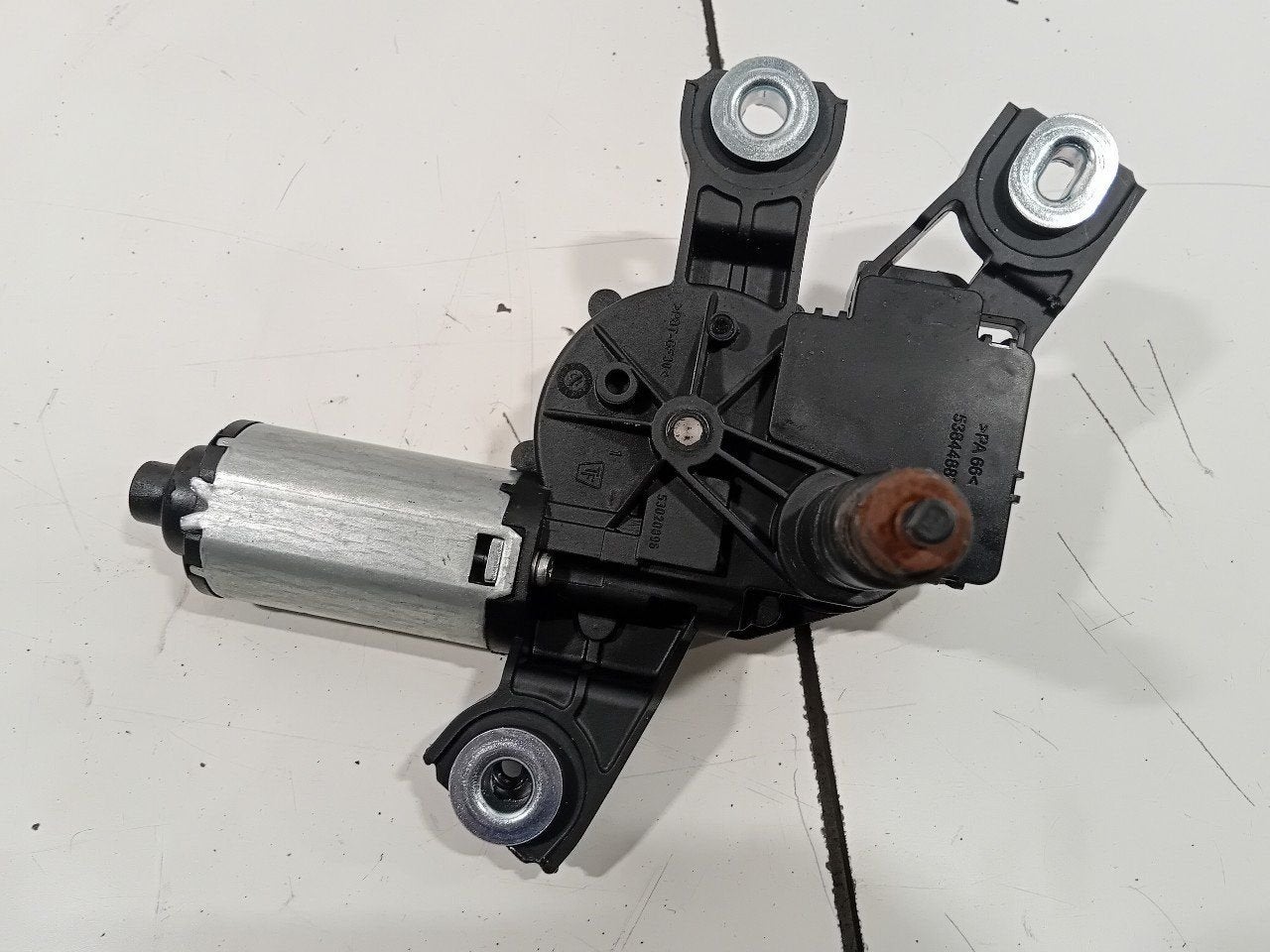 Ruitenwissermotor achter Volkswagen Tiguan, Auto-onderdelen, Onderdelen@venauto.nl, Van der Ven Autorecycling B.V., Gebruikt, Ettenseweg 76, 4706 PB Roosendaal, The Netherlands
