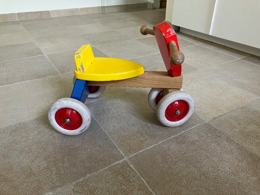Tricycle en bois, Enlèvement, Utilisé