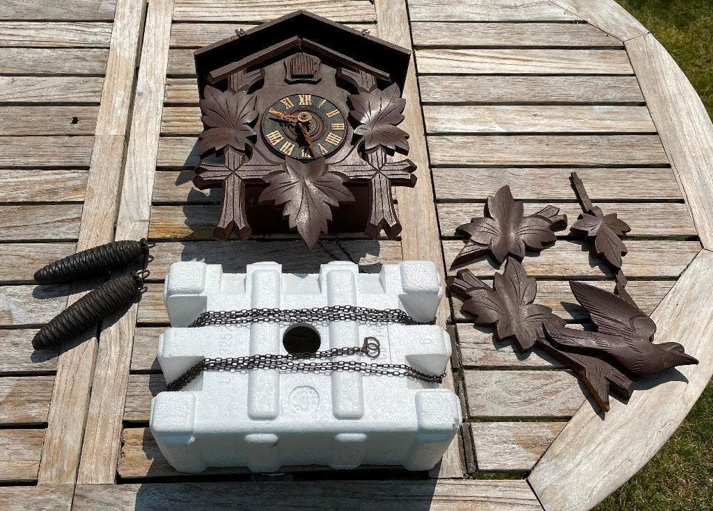 Horloge Coucou "La forêt Noire" pour pièces, Enlèvement