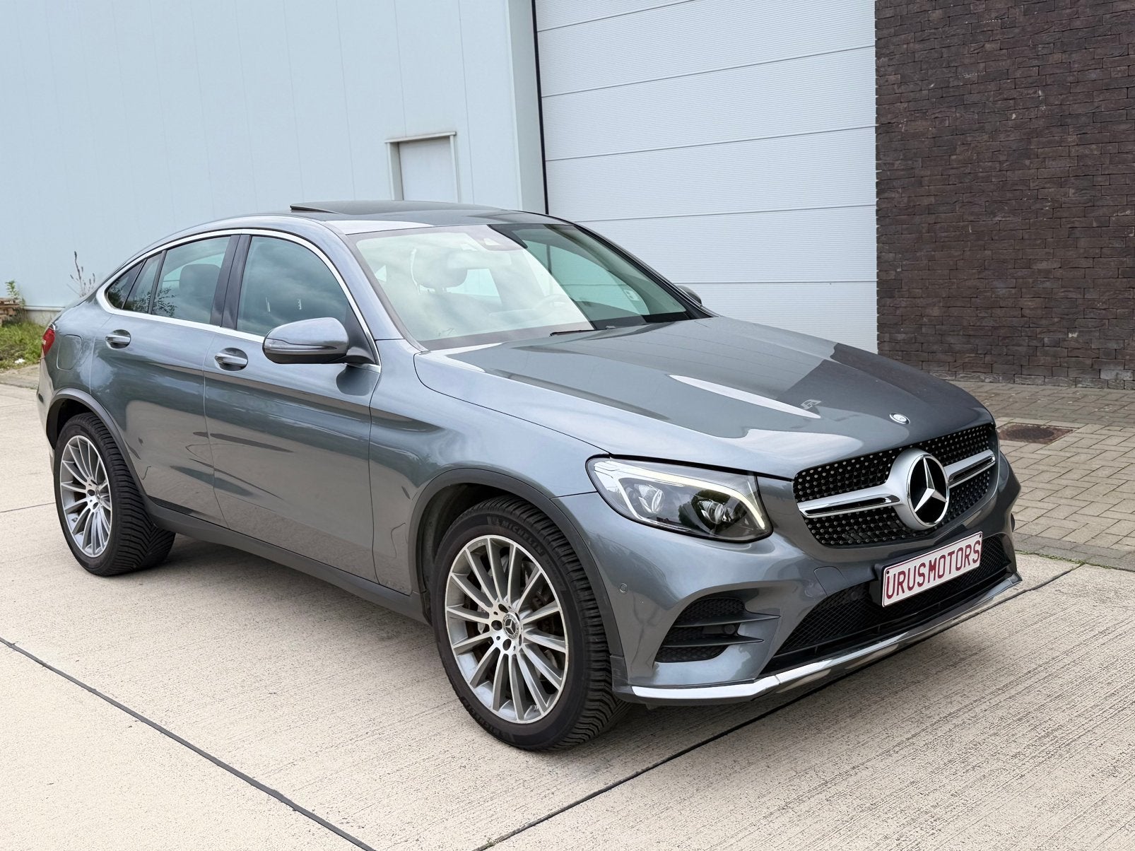 Mercedes Glc 250 AMG *70.000km*, Auto's, https://public.car-pass.be/vhr/675b6d73-7a0d-40fc-92eb-4f0c4ec4d220, GLC, Bedrijf, Te koop