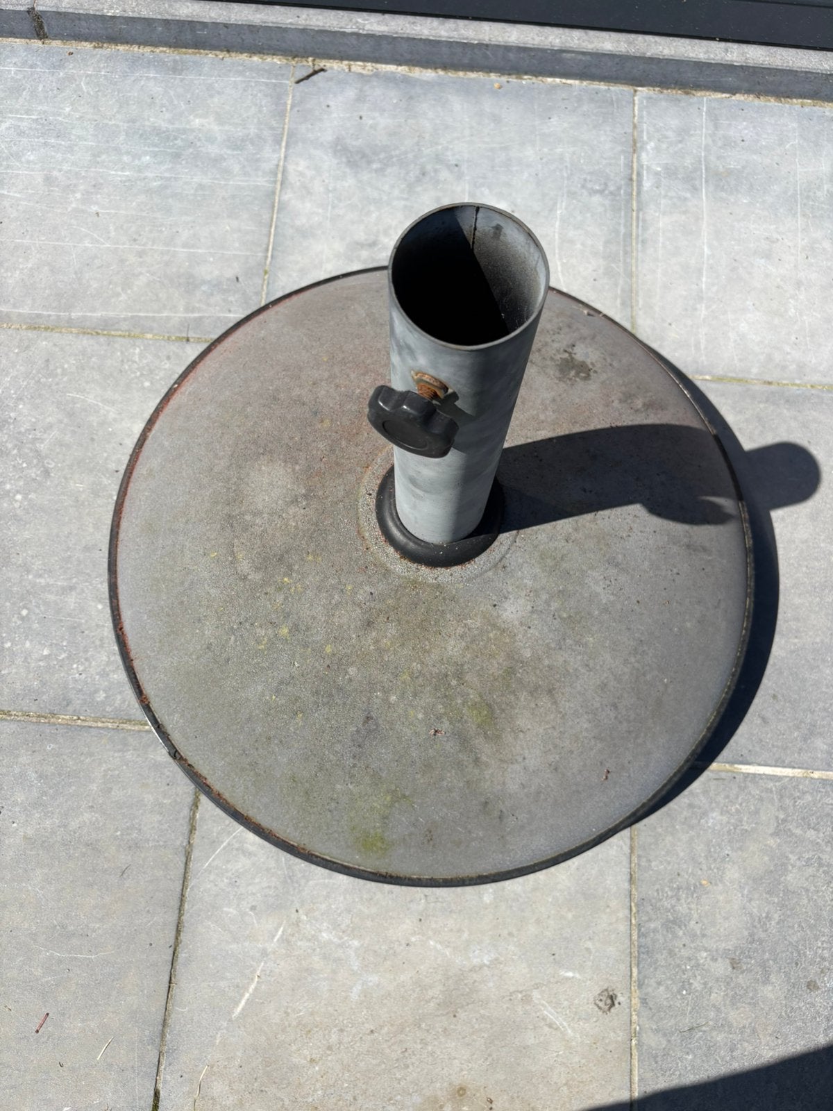 Betonnen voet voor parasol, Ophalen, Gebruikt, Minder dan 1 meter, Parasolvoet