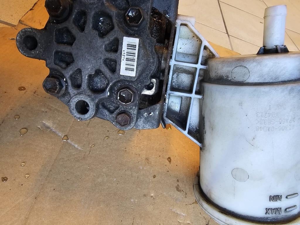 Pompe de direction assistée Dodge Ram 1500 5.7 HEMI 2012, Enlèvement, Utilisé, Dodge