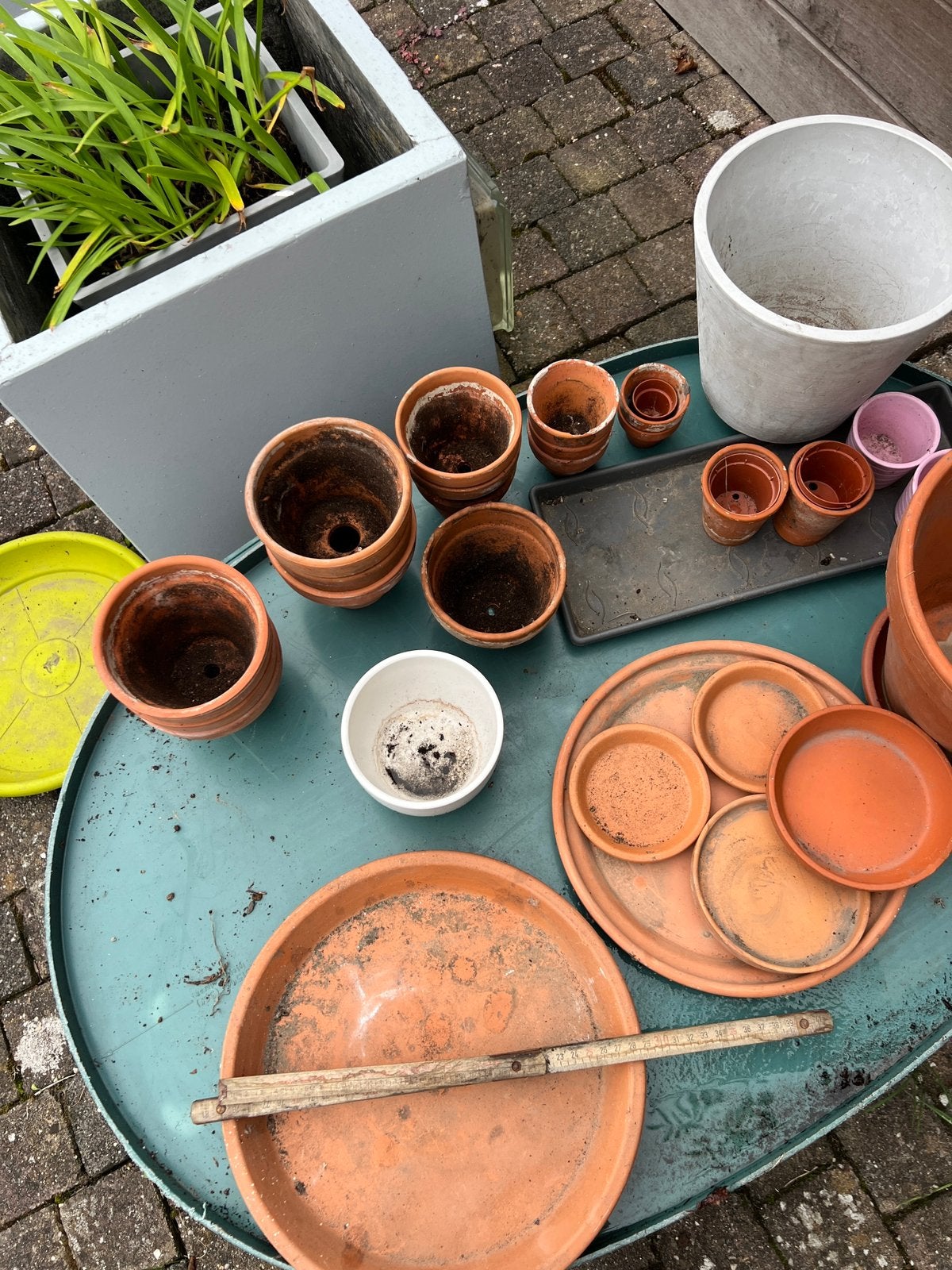 Terracotta potjes en onderzetters, Ophalen, Gebruikt, Rond, Terracotta