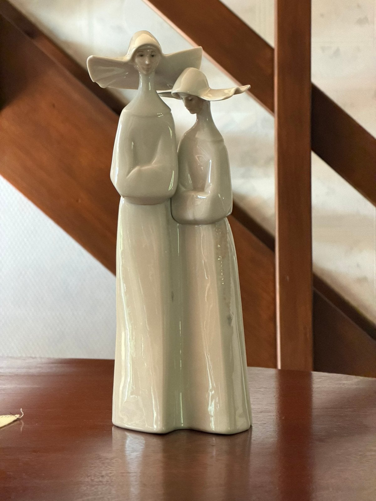 Nonnen beeldje LLADRO, Ophalen, Zo goed als nieuw