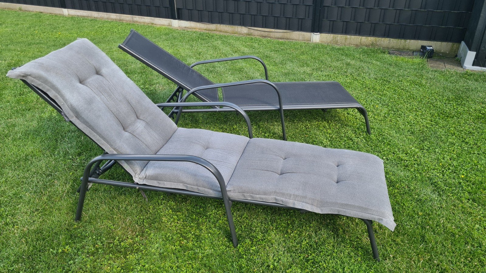 Bois Le Duc ligstoelen, Ophalen