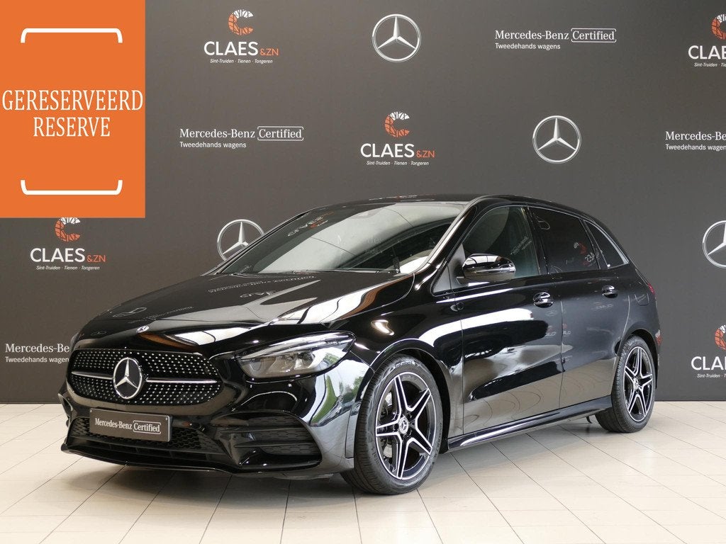 Mercedes-Benz B-Klasse 200 AMG Line DOS 8483, Auto's, Mercedes-Benz, Gebruikt, Zwart, Zwart, 120 kW