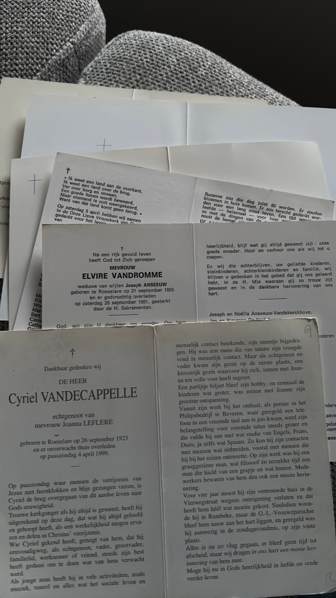 6 cartes de prière nées à Roeselare, Envoi, Image pieuse