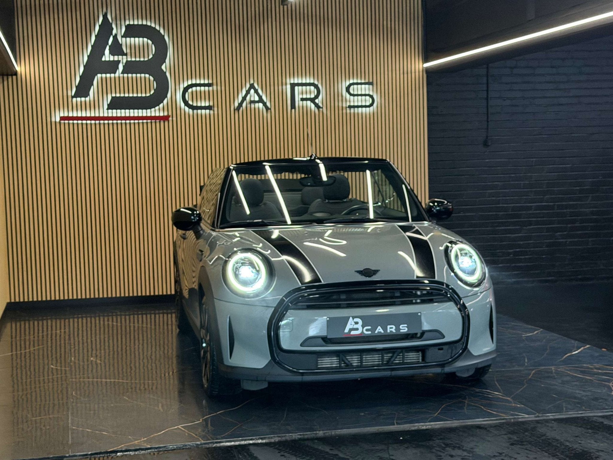 MINI Cooper Cabrio 1.5IA * BOITE AUTO * GARANTIE 12 MOIS *, Autos, Argent ou Gris, Achat, Euro 6, Cabriolet
