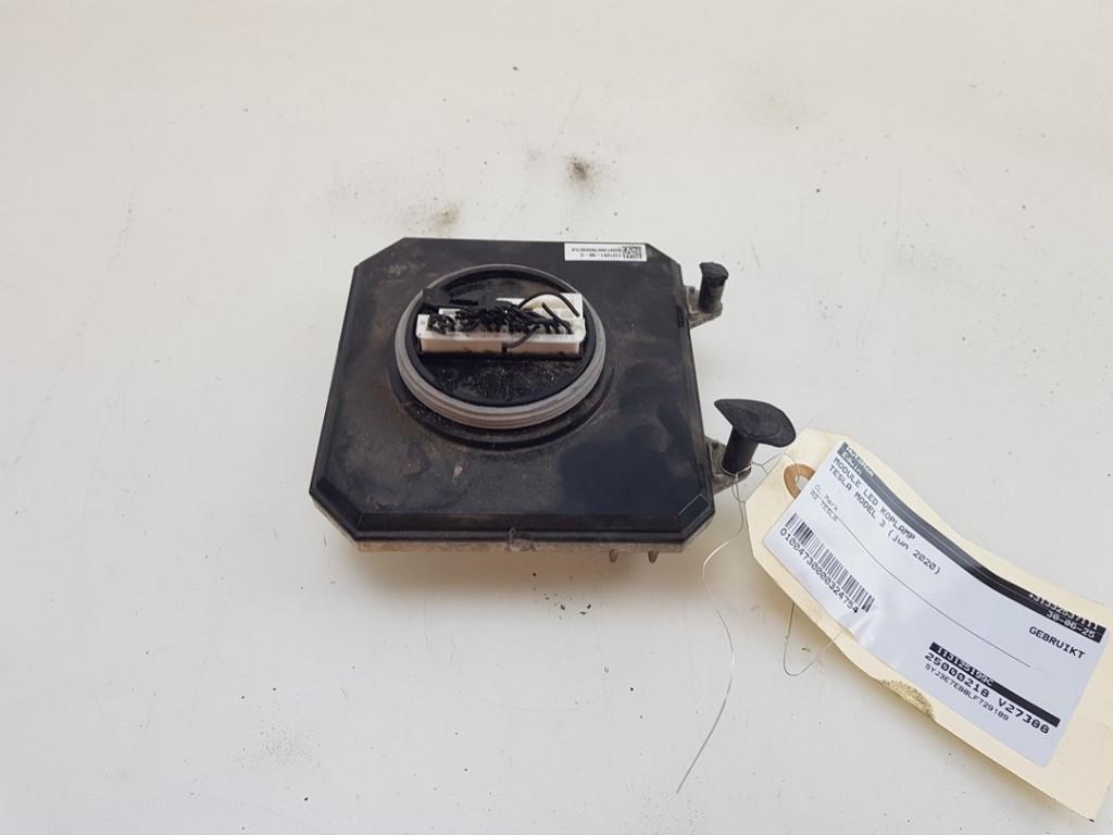 MODULE LED KOPLAMP Tesla Model 3 (01-2017/-) (|113125199C|), Auto-onderdelen, Elektronica en Kabels, Overige automerken, Gebruikt