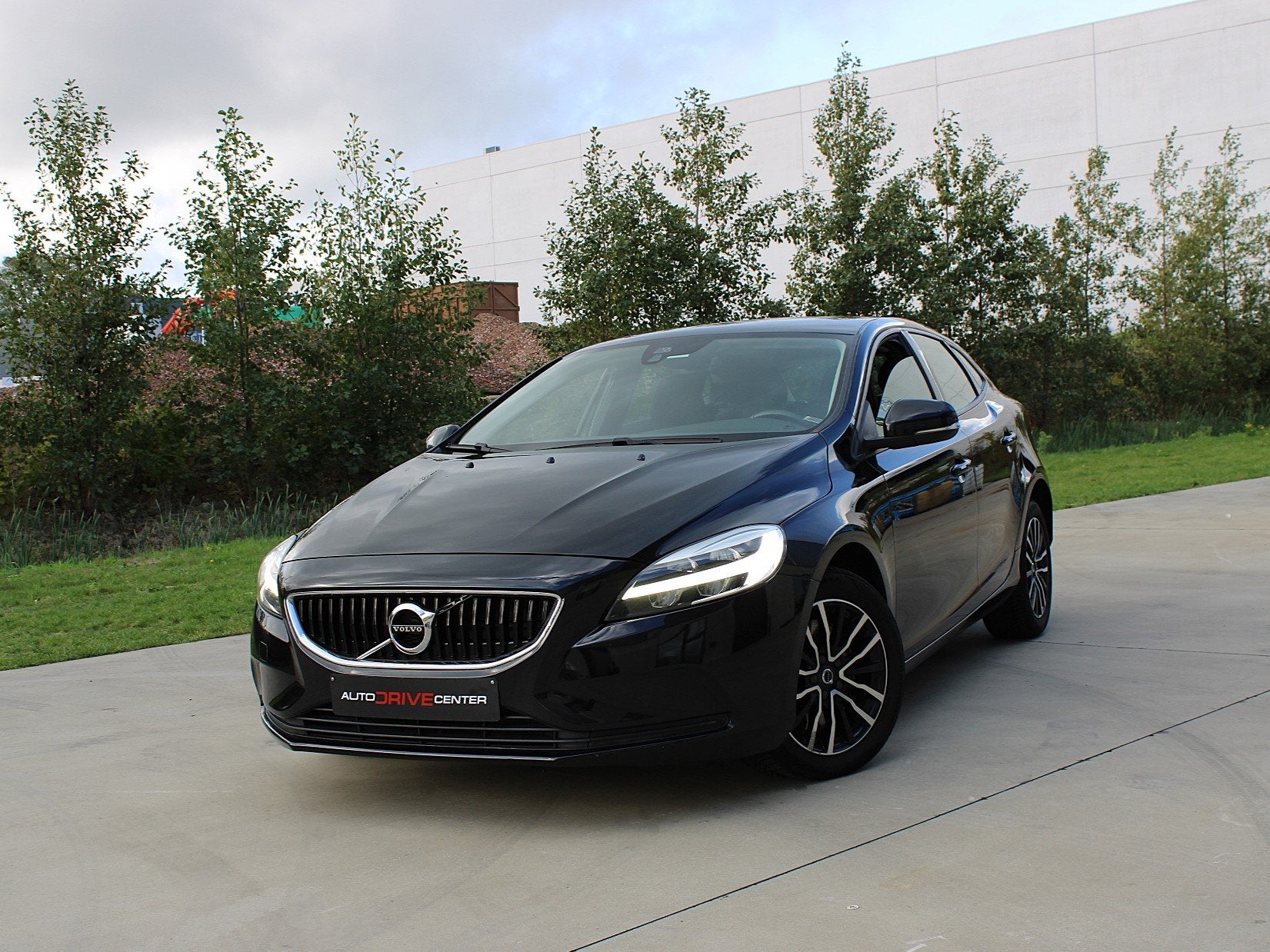 Volvo V40 D2 * 2.0d * Automaat * Navigatie * Cruise * PDC, Autos, 118 g/km, Achat, Euro 6, Entreprise