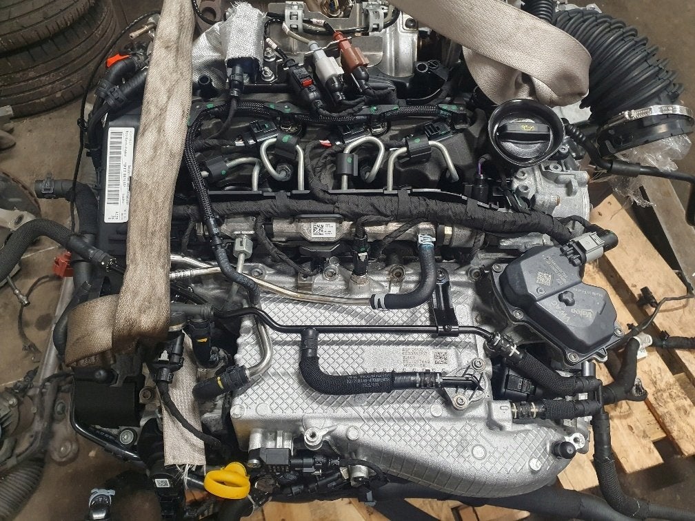 Moteur DTTA Nu VW SEAT KAROQ SKODA LEON T-ROC FORMENTOR, Autos : Pièces & Accessoires, Envoi, Utilisé, Skoda