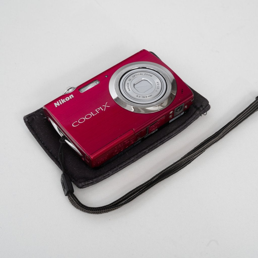 Nikon Coolpix - écran tactile, Audio, Tv en Foto, Fotocamera's Digitaal, Compact, Ophalen of Verzenden, Zo goed als nieuw, Nikon