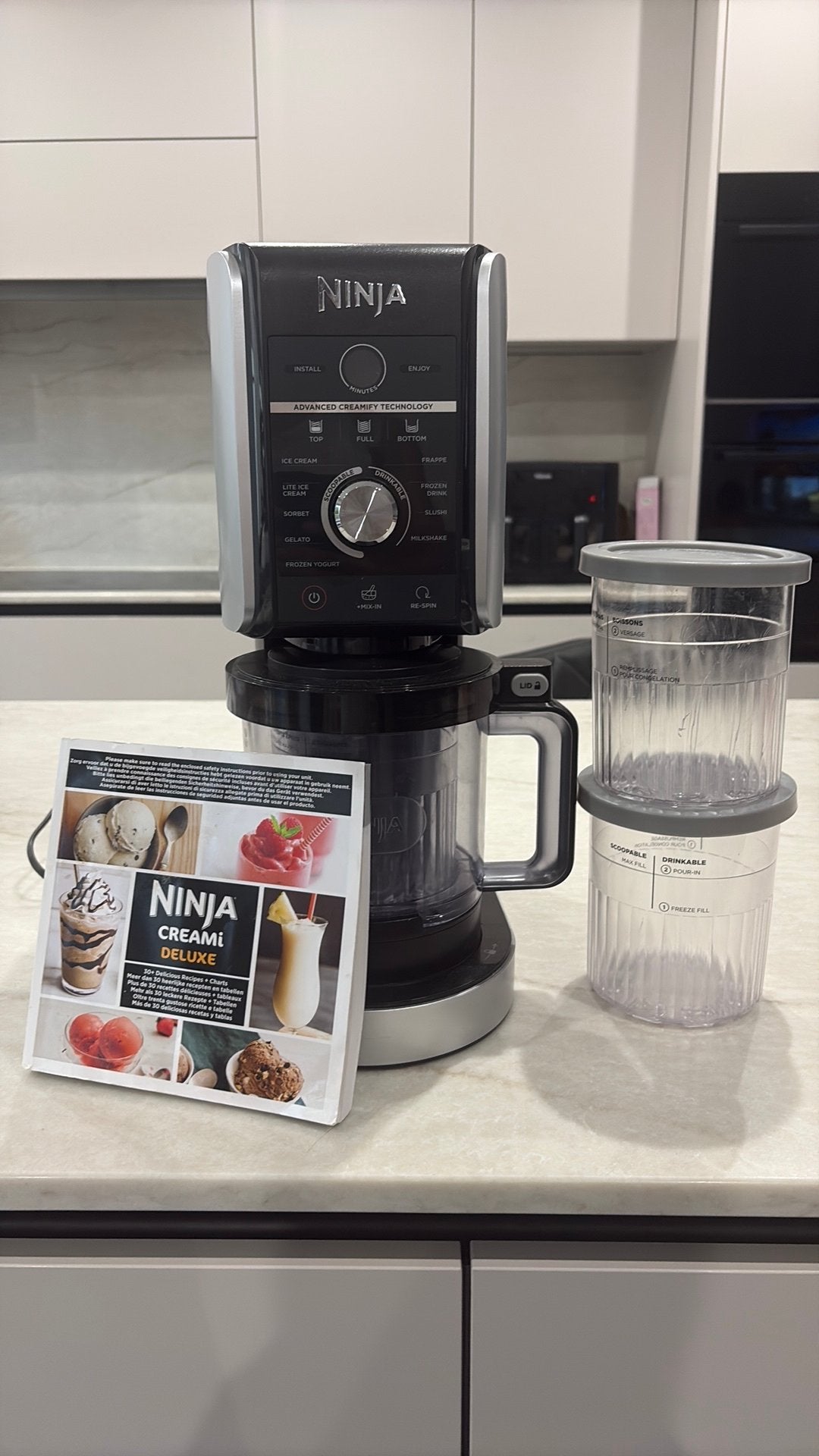 Ninja Creami Deluxe (bieden mag), Electroménager, Machines à glace, Enlèvement, Comme neuf