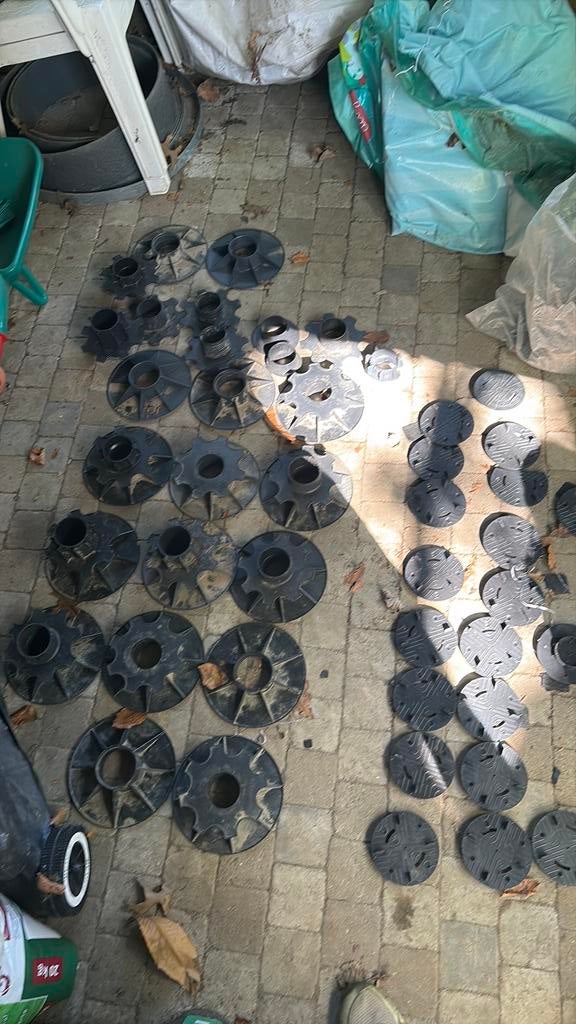 Terrasdragers Solidor restpartij, Tuin en Terras, Ophalen, Zo goed als nieuw