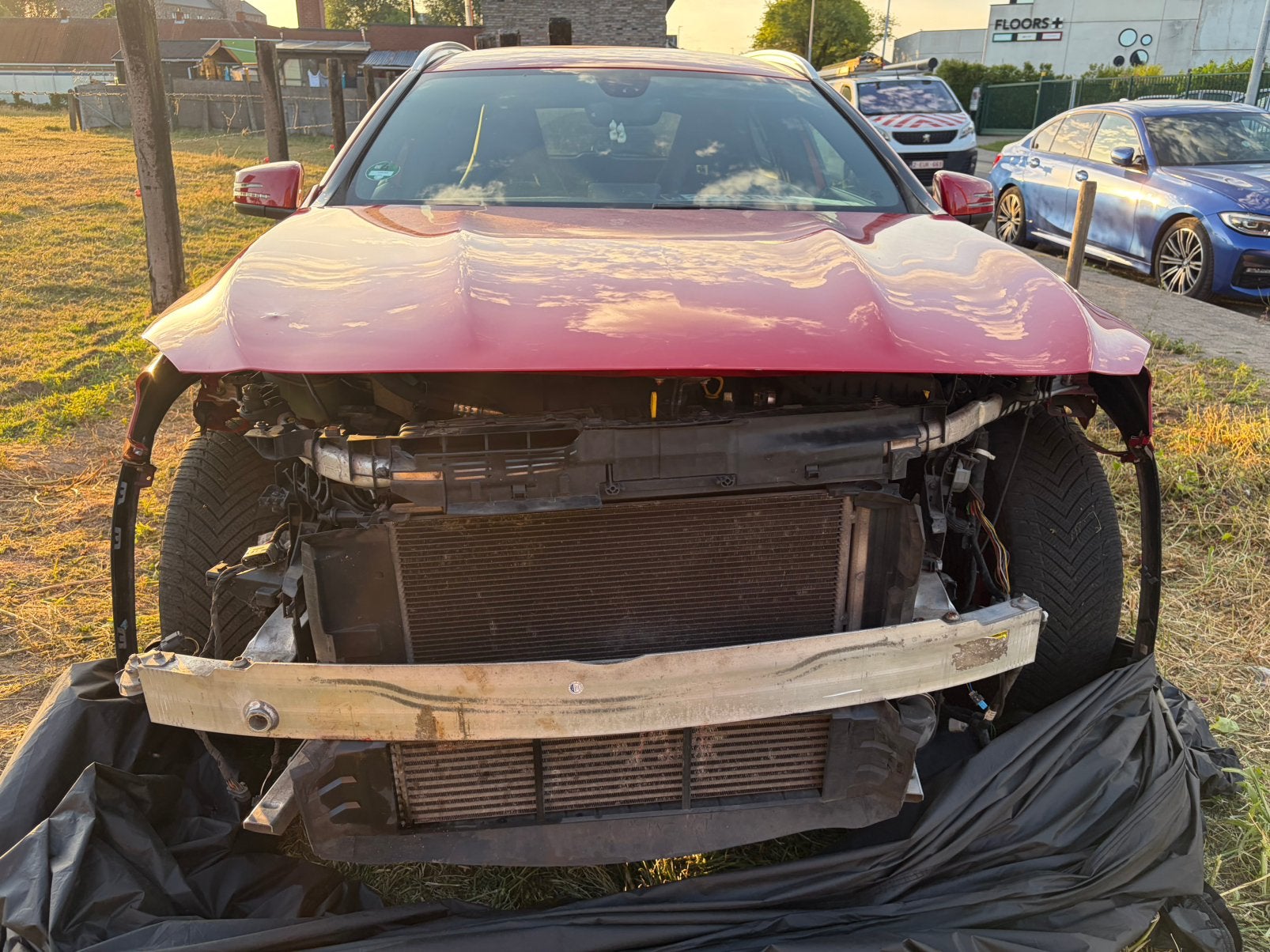 Accident wagen Mercedes gla 200 X156, Auto's, Particulier, Te koop