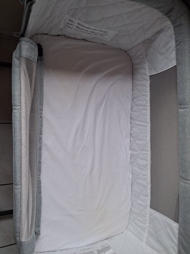 Co Sleeper Baby van het merk: Leuk, Kinderen en Baby's, Babywiegjes en Ledikanten, Ophalen, Zo goed als nieuw, Wieg