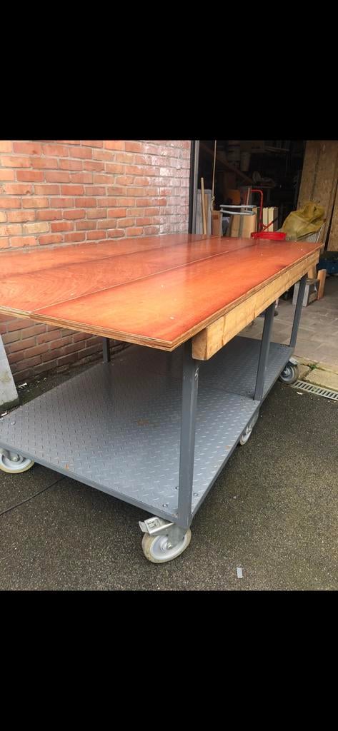 Werkbank werktafel op wielen, Doe-het-zelf en Bouw, Werkbanken, Ophalen, Zo goed als nieuw