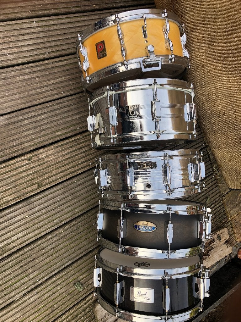 snares snaretrommels snaredrums, Ophalen