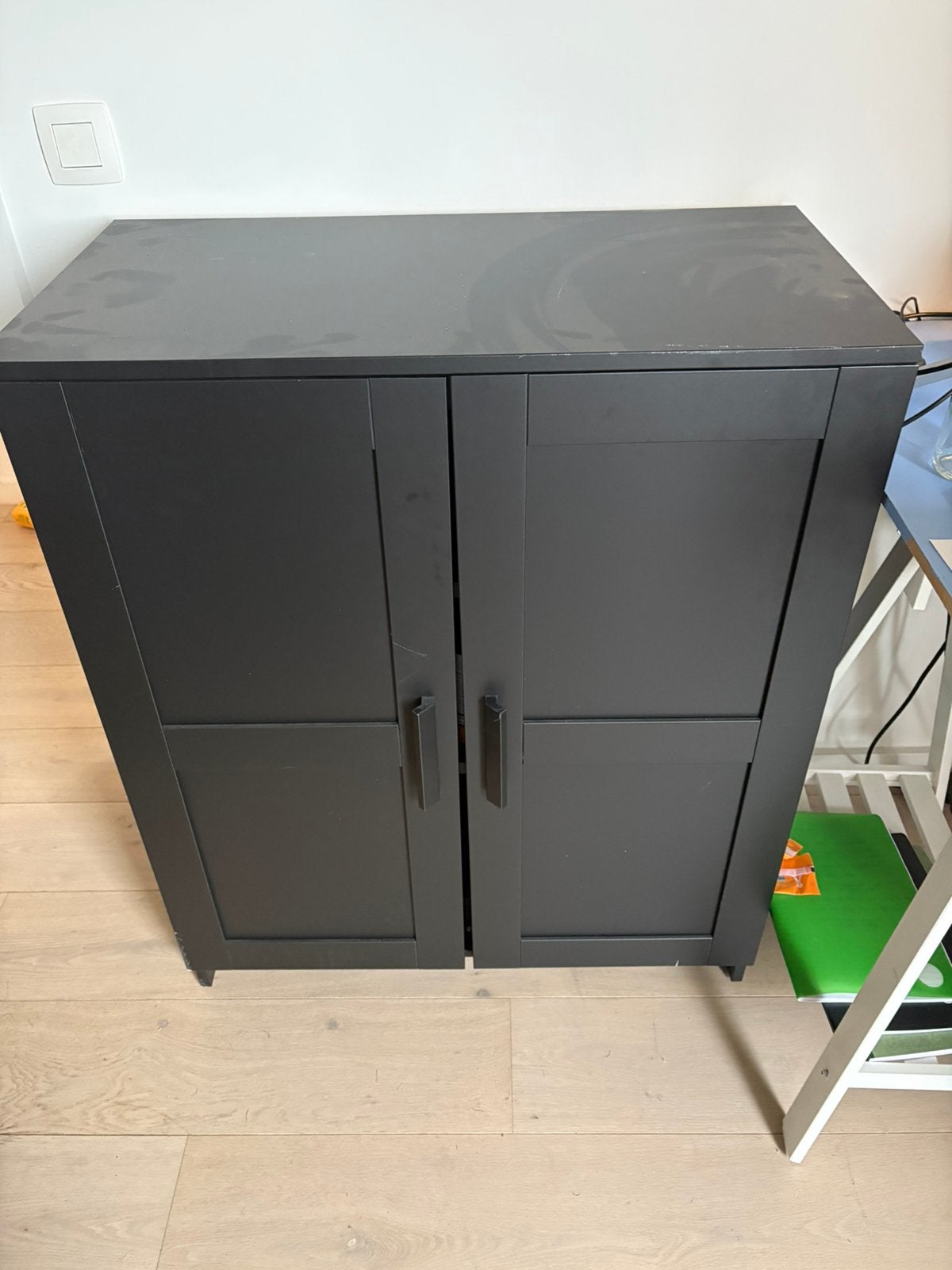 Zwart simpel kastje Ikea, Ophalen, Gebruikt