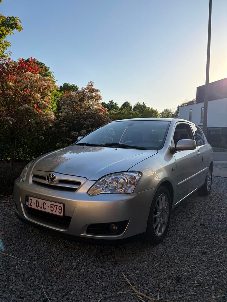 Toyota Corolla E12, Autos, Toyota, Argent ou Gris, Achat, Boîte manuelle, Corolla
