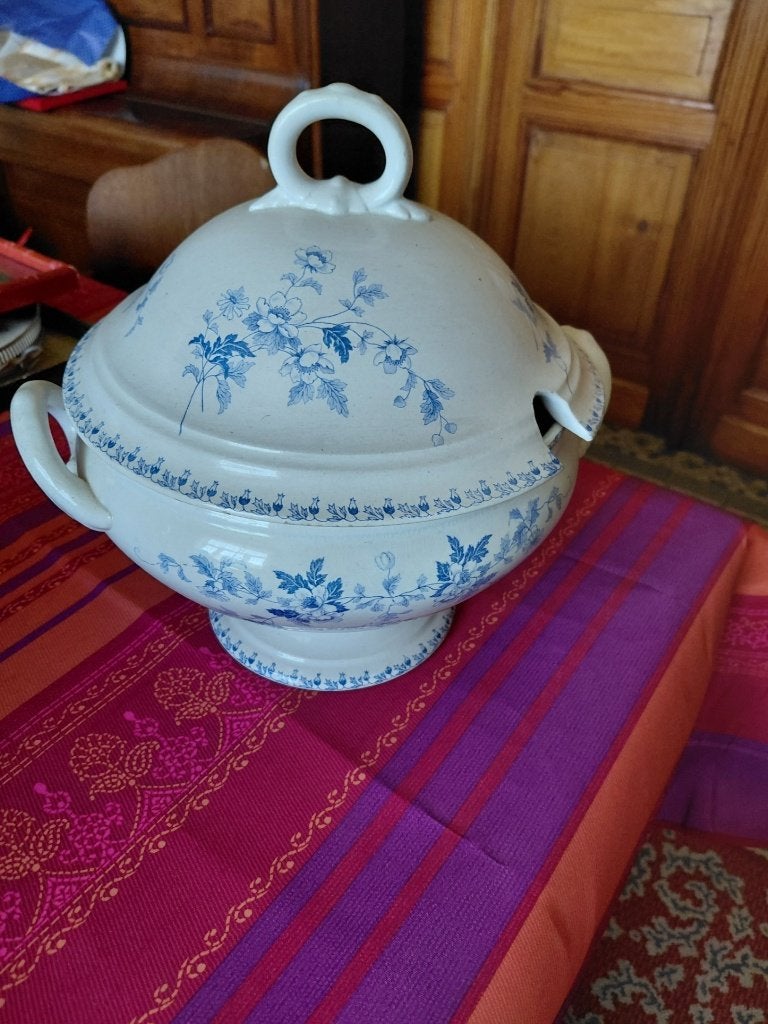 Soupière ancienne de la Société Céramique de Maestricht, Antiquités & Art, Enlèvement ou Envoi
