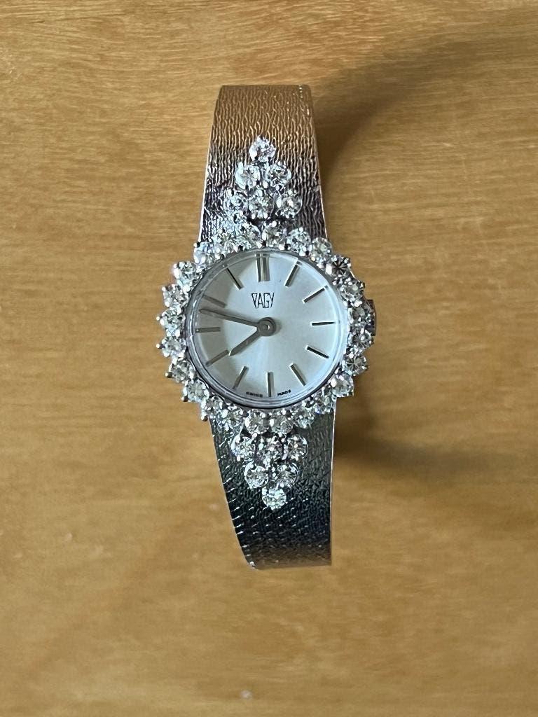 Montre en or blanc avec diamants, Pagy, style vintage, Estimation, Conception