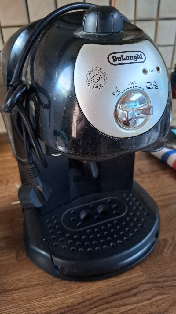 De'Longhi Espressomachine, Gebruikt, Espresso apparaat, Gemalen koffie, 1 kopje