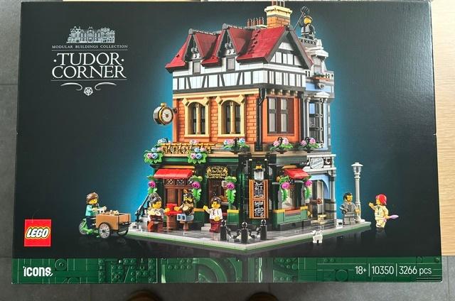 LEGO TUDOR CONER 10350, Ophalen, Lego, Nieuw, Icons