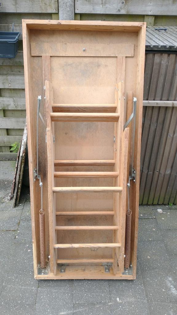 Zoldertrap 60cm x 140cm, 2 à 4 mètres, Pliable ou rétractable/escamotable, Escalier, Enlèvement