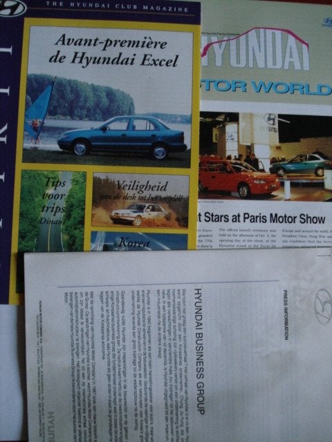 Hyundai LOT of 4 items Spirit Motor World persinfo prijslijs, Verzenden, Gelezen, Overige merken