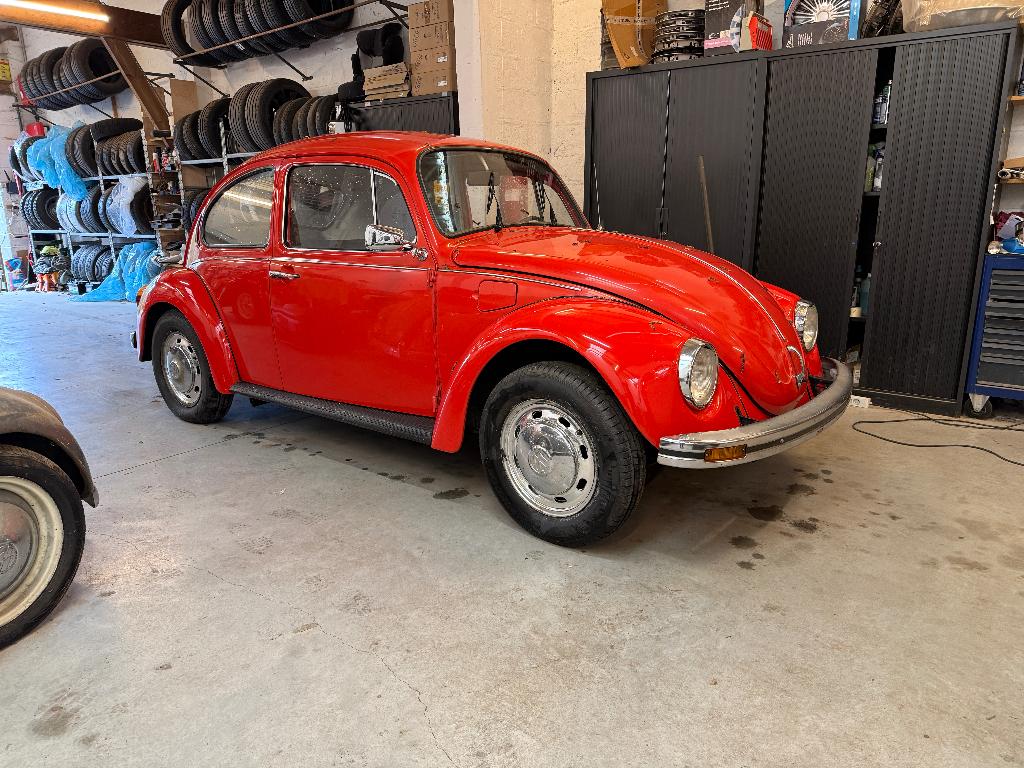 VW Coccinelle 1200 CT OK, Autos, Oldtimers & Ancêtres, Entreprise, Volkswagen, Essence, Berline, 2 portes, Boîte manuelle, Rouge