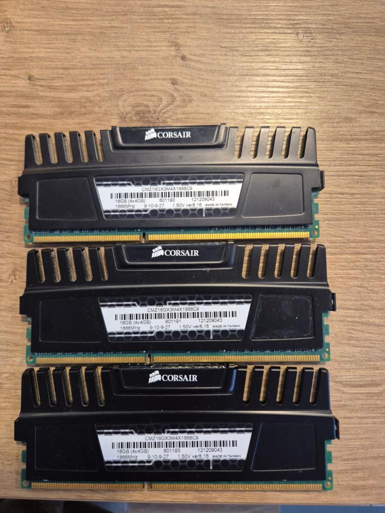 Corsair Vengeance DDR3 12 GB (3x4 GB), Computers en Software, RAM geheugen, DDR3, Ophalen of Verzenden
